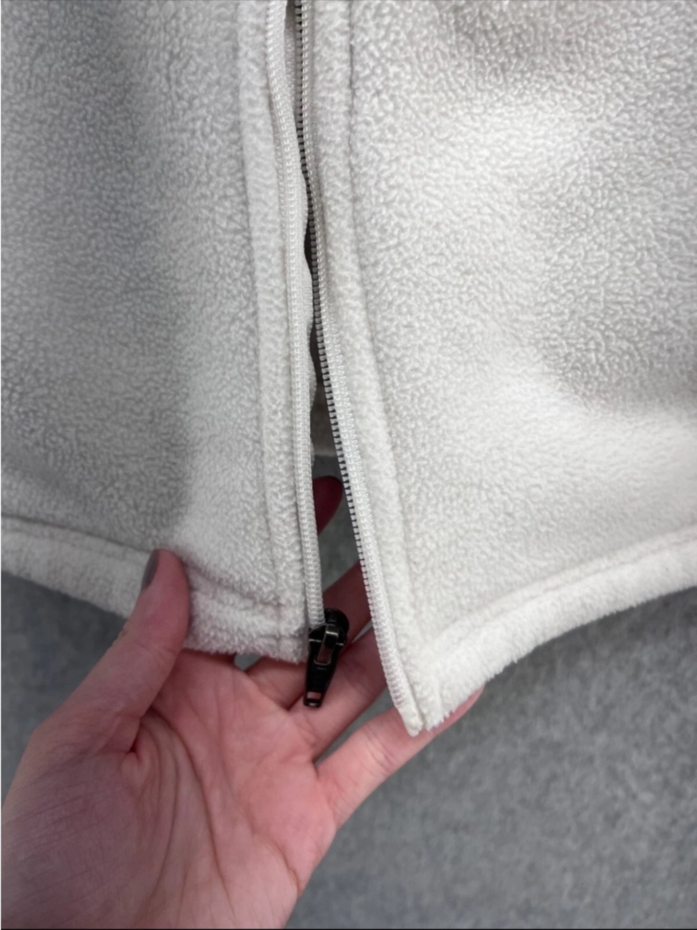 Knights Apparel Cream Fleece Full-Zip Vest with Maroon Logo - Picture 5 of 9